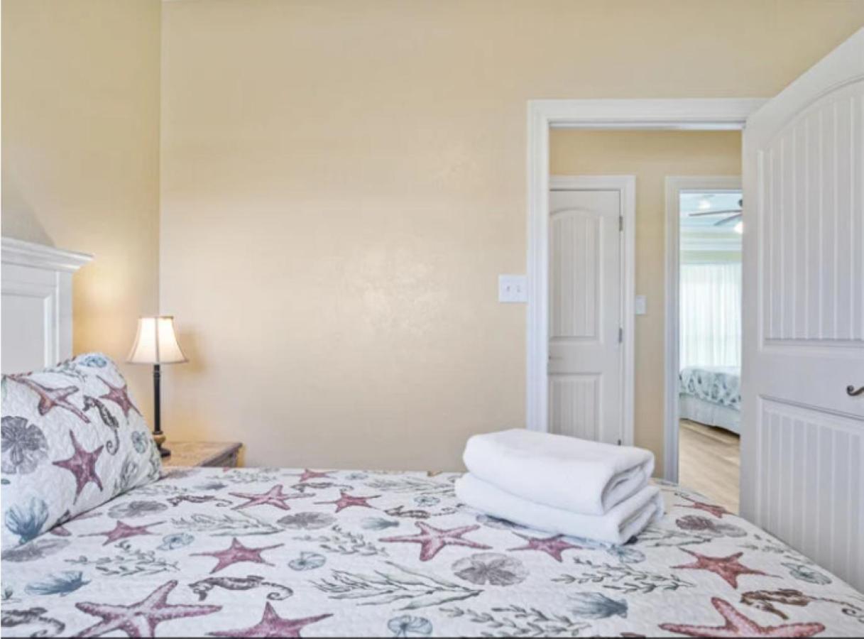 Fancy Nancy 2 Min Walk To Beach, Lyft, Pet-Friendly Bolivar Peninsula Kültér fotó