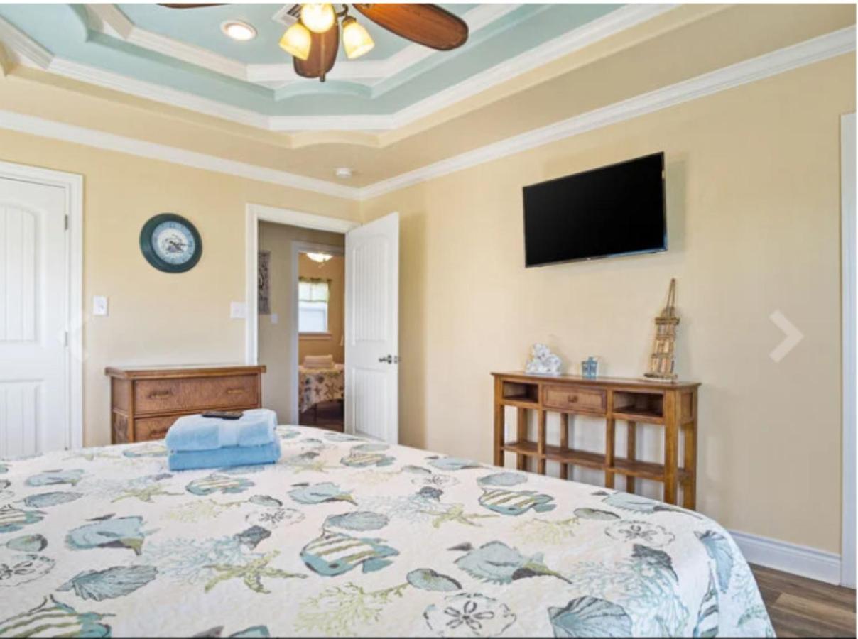 Fancy Nancy 2 Min Walk To Beach, Lyft, Pet-Friendly Bolivar Peninsula Kültér fotó